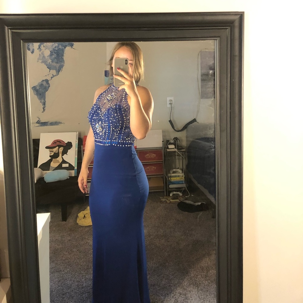 Prom Dress - Picture 4 of 7